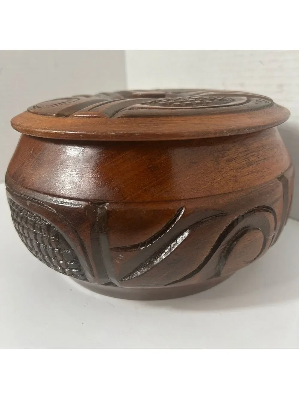 Vintage Hand Carved Turned Wood Trinket Box with Lid Round Rustic Brown